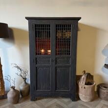 Gave stoere 2 Deurs kast met raster paneeldeuren Old black