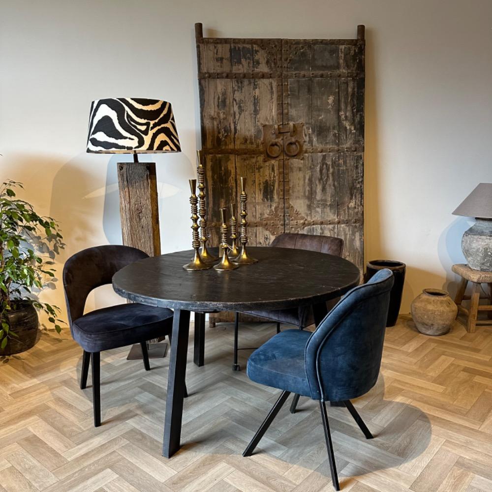 Ronde eettafel oud zwart elm hout