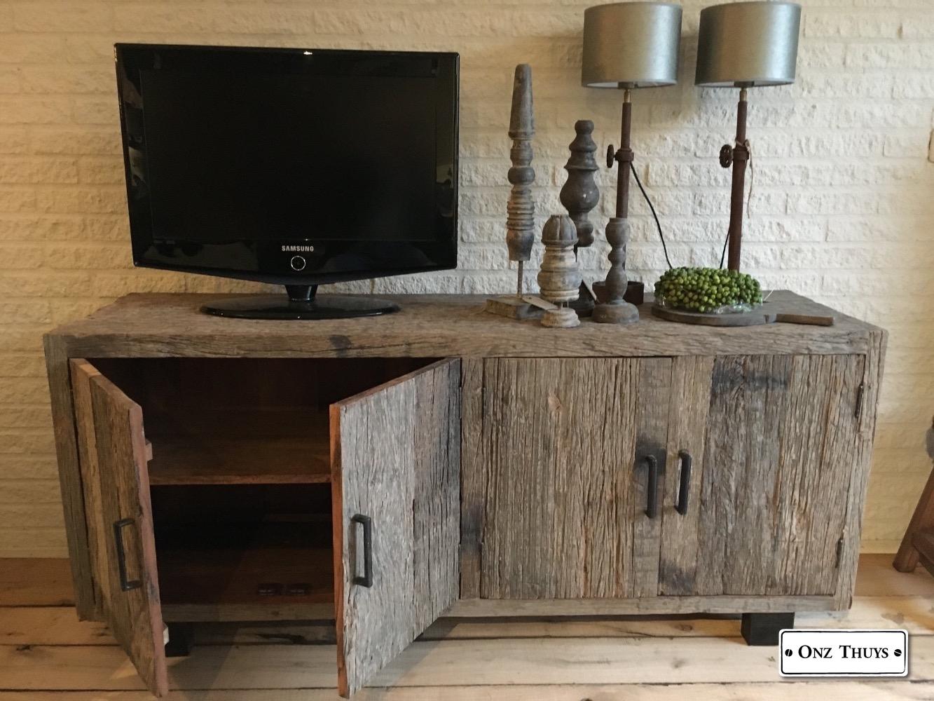 Variant Emigreren Vervullen Stoer industriel landelijk driftwood tv meubel, 4 deurs - Kasten - Onz Thuys